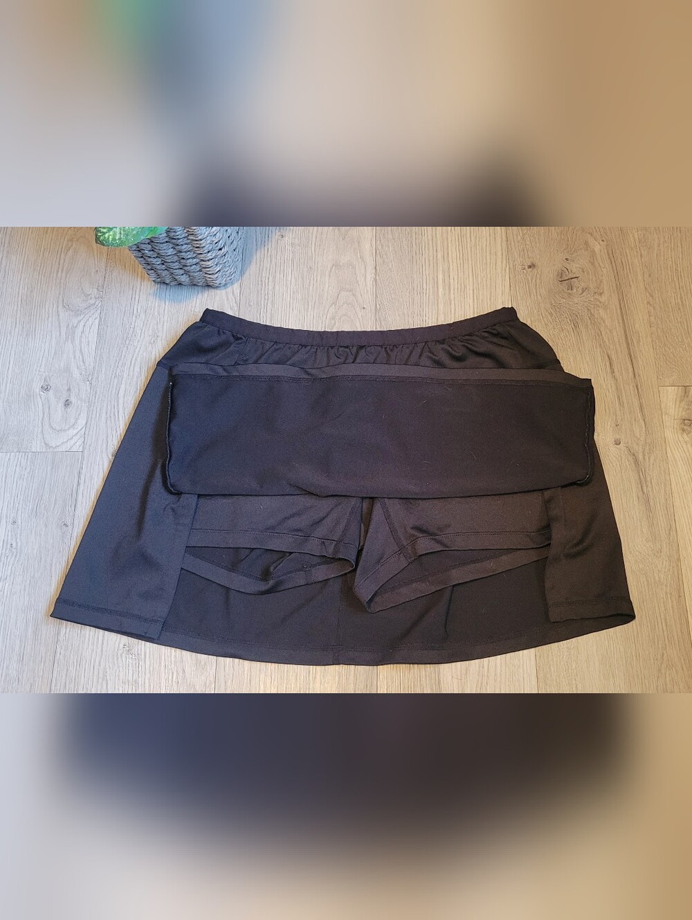 New Balance Lightning Dry Black Athletic Skorts (Skirt + Built-in Short), Medium - Picture 6 of 16